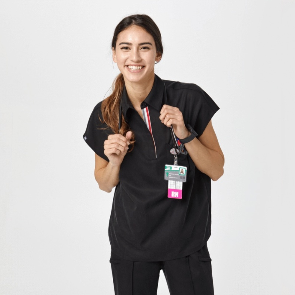 Mediclo Polo Scrub Top Capri: Collared Scrub Top